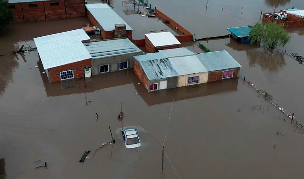 Área inundada que afectó la tormenta en la zona norte de Buenos Aires. Foto: AFP Área inundada que afectó la tormenta en la zona norte de Buenos Aires. Foto: AFP