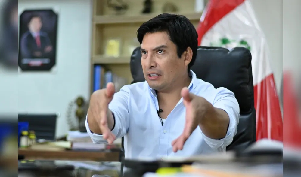 Alcalde de SJL, Jesús Maldonado, es un opositor al gobierno de Dina Boluarte y los aliados oficialistas del Congreso. Foto: Miguel Vásquez / LR Alcalde de SJL, Jesús Maldonado, es un opositor al gobierno de Dina Boluarte y los aliados oficialistas del Congreso. Foto: Miguel Vásquez / LR