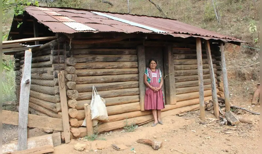 Hace 25 años, una mexicana se practicó una cesárea para salvar a su bebé. Hace 25 años, una mexicana se practicó una cesárea para salvar a su bebé.