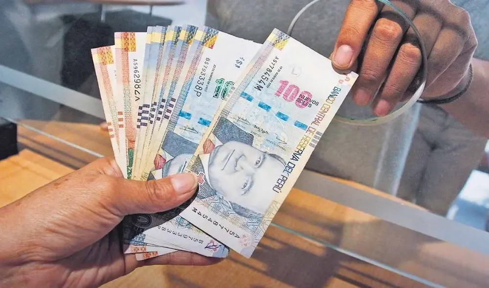 ¿Necesitas liquidez inmediata para tu negocio? El factoring te permite convertir tus facturas por cobrar en efectivo.