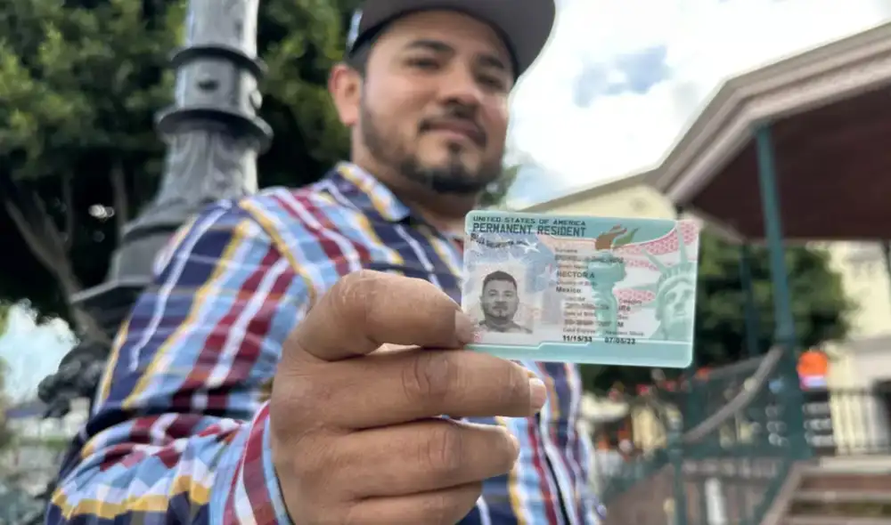 La Green Card es un documento muy importante para inmigrantes, ya que certifica su estatus legal en EE.UU.