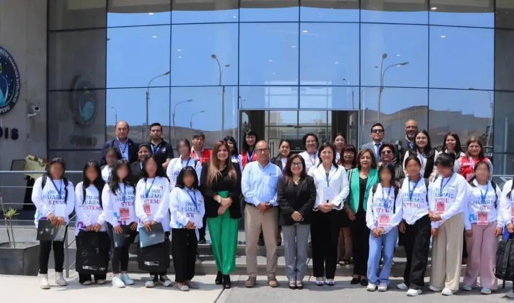 Dirigido a estudiantes de 11 a 16 años, el programa incluye clases, talleres, y una experiencia educativa en EE. UU. Foto: Facebook/Huarmis Space