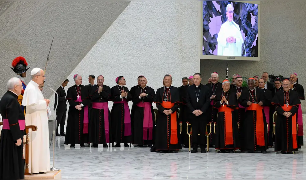 Papa León XIX destaca la importancia de la unidad en el entorno laboral del Vaticano. Foto: AFP Papa León XIX destaca la importancia de la unidad en el entorno laboral del Vaticano. Foto: AFP