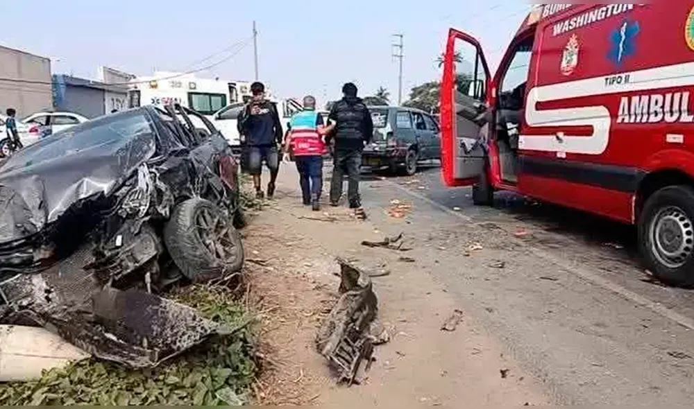 Vehículos colisionaron frontalmente, dejando cinco heridos. Foto: Difusión Vehículos colisionaron frontalmente, dejando cinco heridos. Foto: Difusión