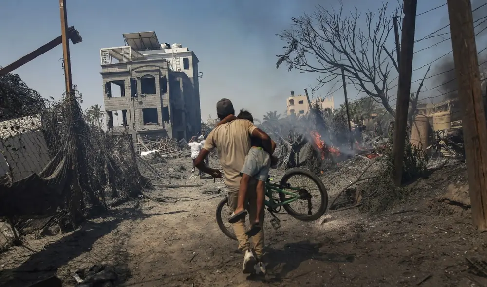 Ejército israelí pide evacuar oeste de Gaza por ataques sin precedentes. Foto: EPA Ejército israelí pide evacuar oeste de Gaza por ataques sin precedentes. Foto: EPA