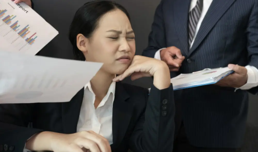 El desgaste emocional se acentúa además en mujeres, personas neurodivergentes y miembros de la comunidad LGBTQ+. Foto: etalentum El desgaste emocional se acentúa además en mujeres, personas neurodivergentes y miembros de la comunidad LGBTQ+. Foto: etalentum