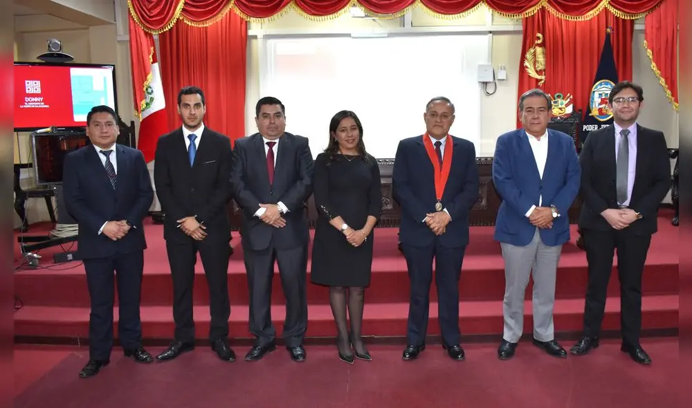 El SECE ofrece consultas judiciales 24/7, mientras que Donny permite acceder a información de procesos.