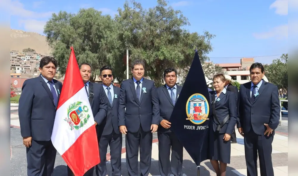 Con su presencia en el desfile, el Poder Judicial reafirma su compromiso con la ciudadanía.