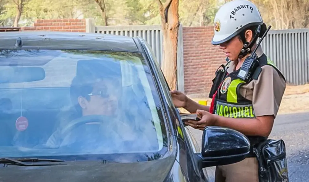 El MTC es la institución responsable de la regulación del sistema de tránsito a nivel nacional en Perú. Foto: composición LR/Andina