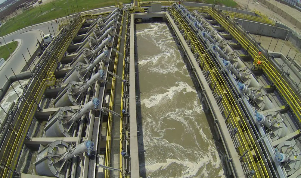 Conoce los proyectos clave de agua potable y saneamiento en Perú.