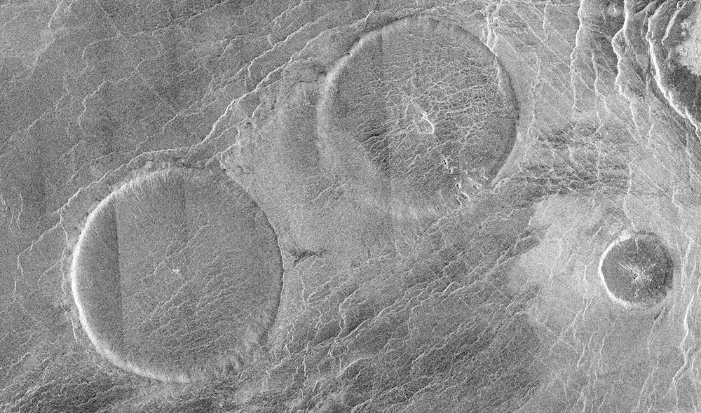 Las cúpulas de Venus posiblemente deban su forma a la corteza flexible del planeta, según un nuevo estudio. Foto: NASA