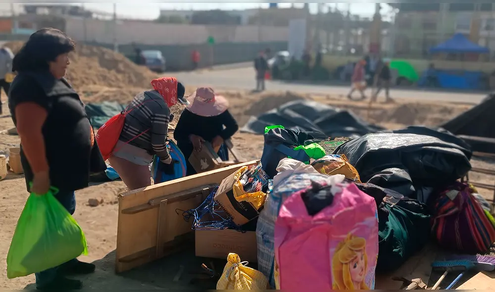 Comerciantes fueron desalojados por personal de la comuna de Tacna. Foto: Liz Ferrer, La República