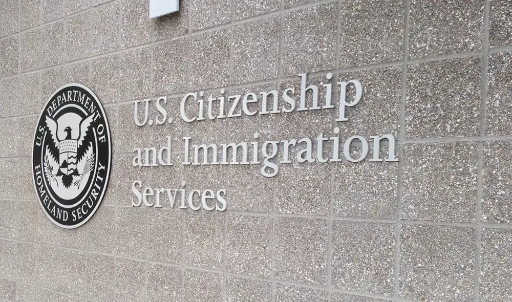 USCIS ofrece herramientas para que los inmigrantes en EE.UU.