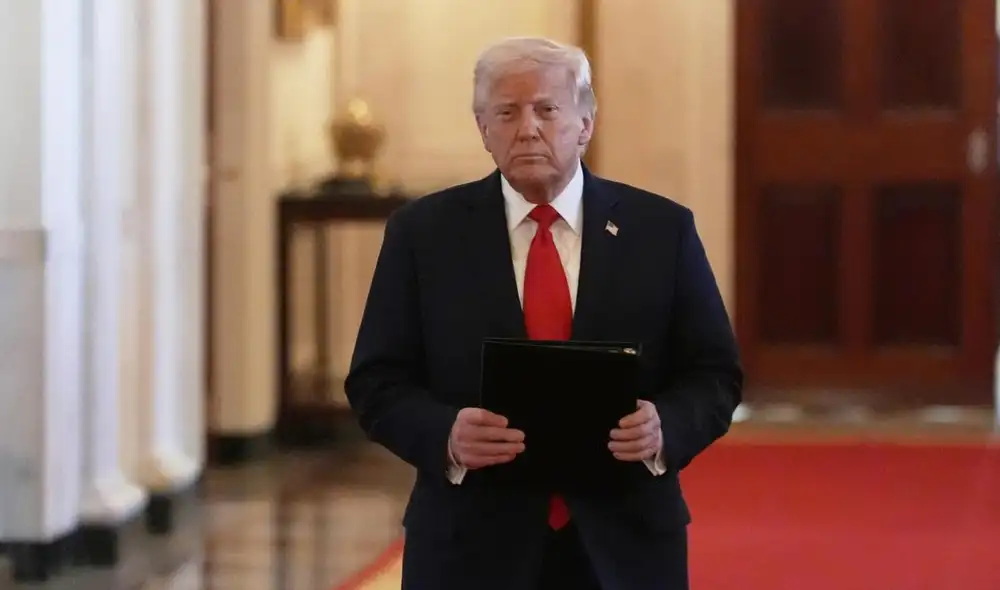 Gobierno de Trump cita fuentes inexistentes en informe oficial.