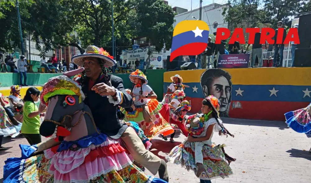 La mayoría de bonos se entregan por el Sistema Patria de Venezuela. Foto: composiciónLR/Desde La Guaira/Patria La mayoría de bonos se entregan por el Sistema Patria de Venezuela. Foto: composiciónLR/Desde La Guaira/Patria
