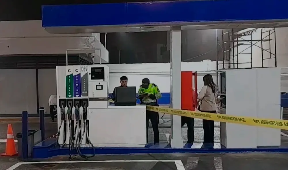 Efectivos policiales llevaron a cabo las diligencias policiales tras el ataque registrado en el grifo. Foto: RPP