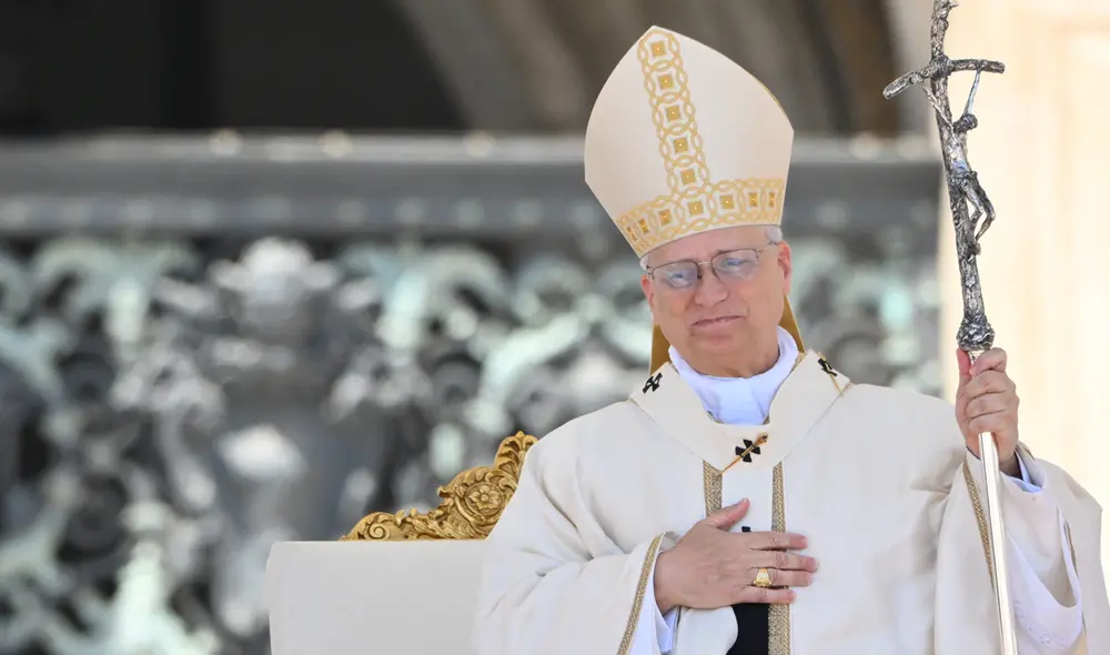 Papa León XIV destaca la importancia del matrimonio como modelo de amor total en emotiva misa del Jubileo en la Plaza San Pedro. Foto: AFP