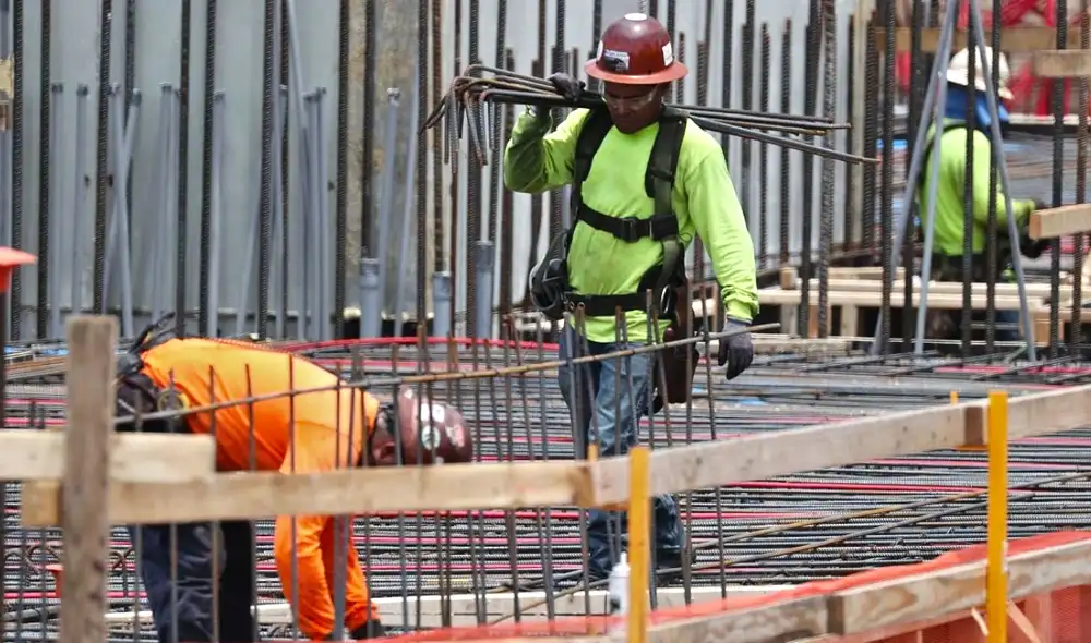 La Licencia Universal en Estados Unidos facilita la movilidad laboral entre estados.