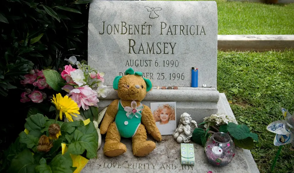 El asesinato de JonBenét Ramsey sigue sin resolverse tras años de controversias.