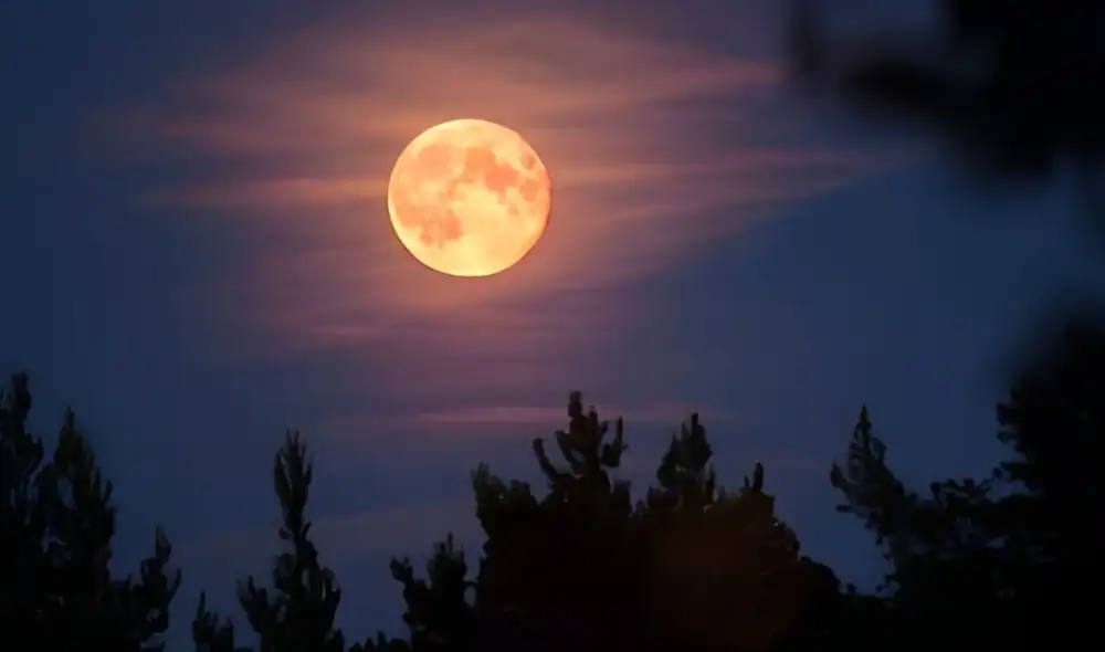 Las lunas llenas suelen recibir un nombre relacionado a la agricultura o animales.