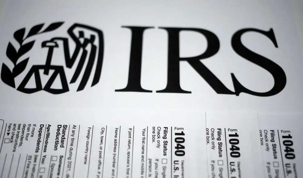 El IRS entrega a través de cheques y pagos directos los reembolsos en junio.