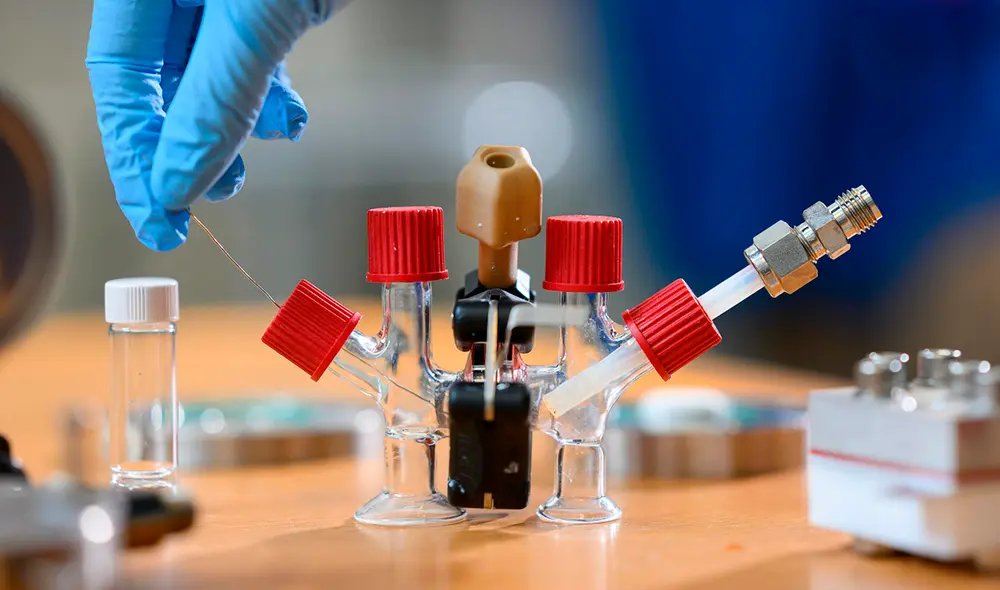 Una pila triplica la densidad energética de las baterías de litio y podría permitir la fabricación de aviones eléctricos. Foto:Gretchen Ertl Una pila triplica la densidad energética de las baterías de litio y podría permitir la fabricación de aviones eléctricos. Foto:Gretchen Ertl