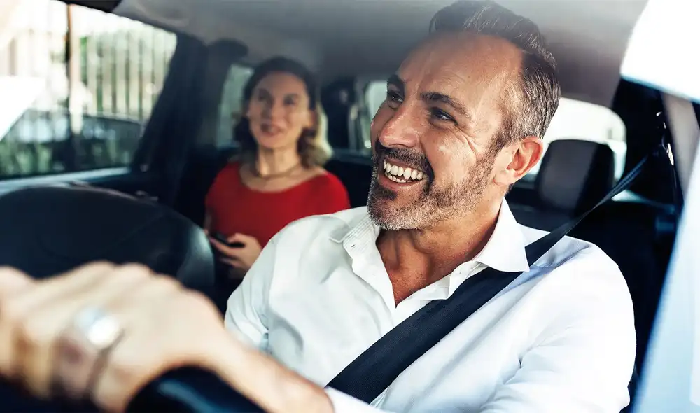 Conducir un taxi en Illinois requiere una licencia comercial.