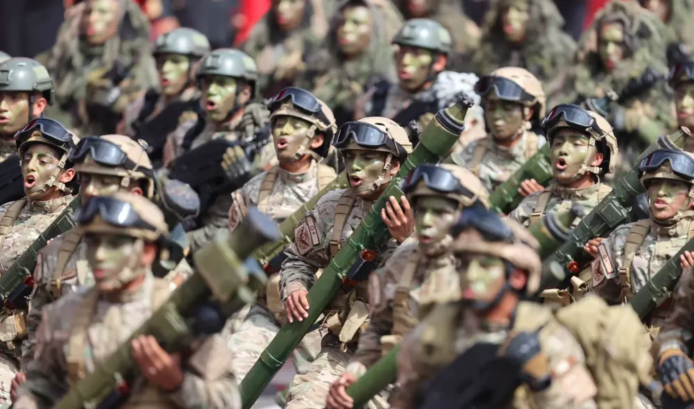 Los sueldos de los militares en Perú varían por rango y jerarquía. Conoce a cuánto ascienden sus sueldos. Los sueldos de los militares en Perú varían por rango y jerarquía. Conoce a cuánto ascienden sus sueldos.