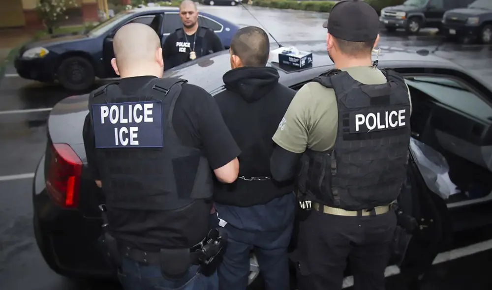 Las redadas de inmigración por parte de ICE generan preocupación entre los inmigrantes en EE.UU.