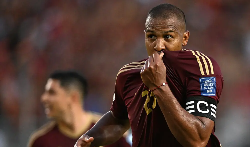 Salomón Rondón anotó su quinto gol en estas eliminatorias con el 2-0 de Venezuela sobre Bolivia. Foto: AFP