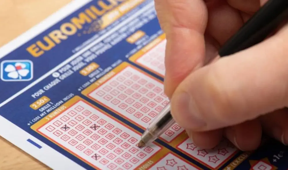 El conflicto surgió cuando la madre de Yadiel, Jael, reclamó el dinero argumentando que su hijo compró el boleto. Foto: Euromillones