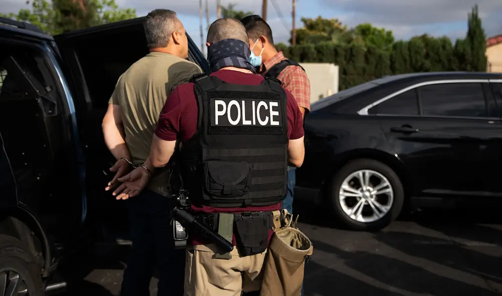 ICE ha reactivado su línea de atención para reportar inmigrantes.