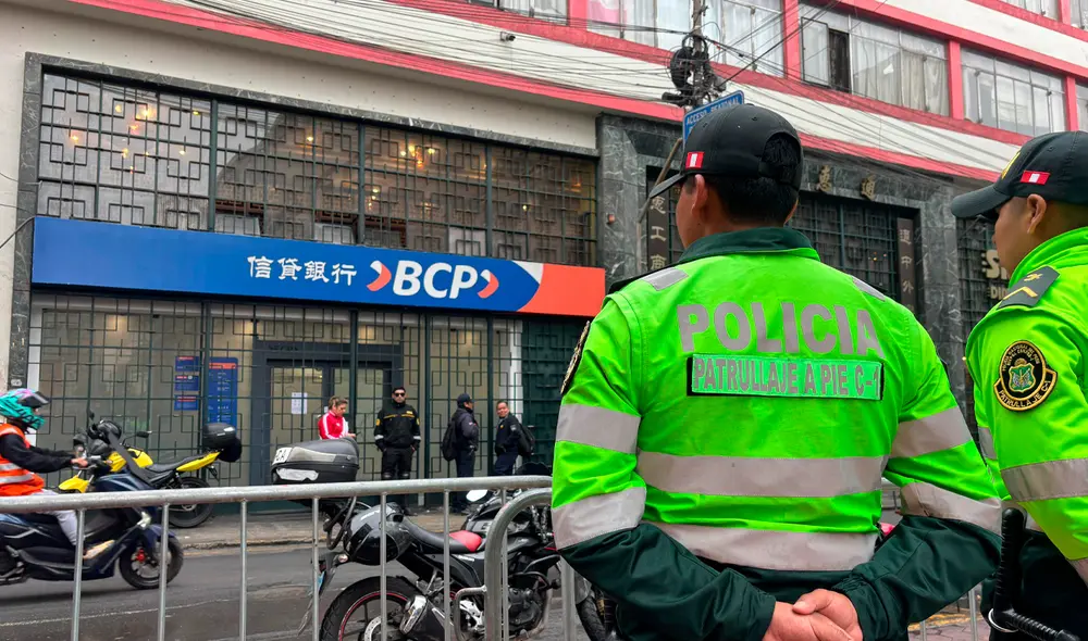 La Policía Nacional investiga acerca del asesinato en Barrio Chino. Foto: Grecia Infante La Policía Nacional investiga acerca del asesinato en Barrio Chino. Foto: Grecia Infante
