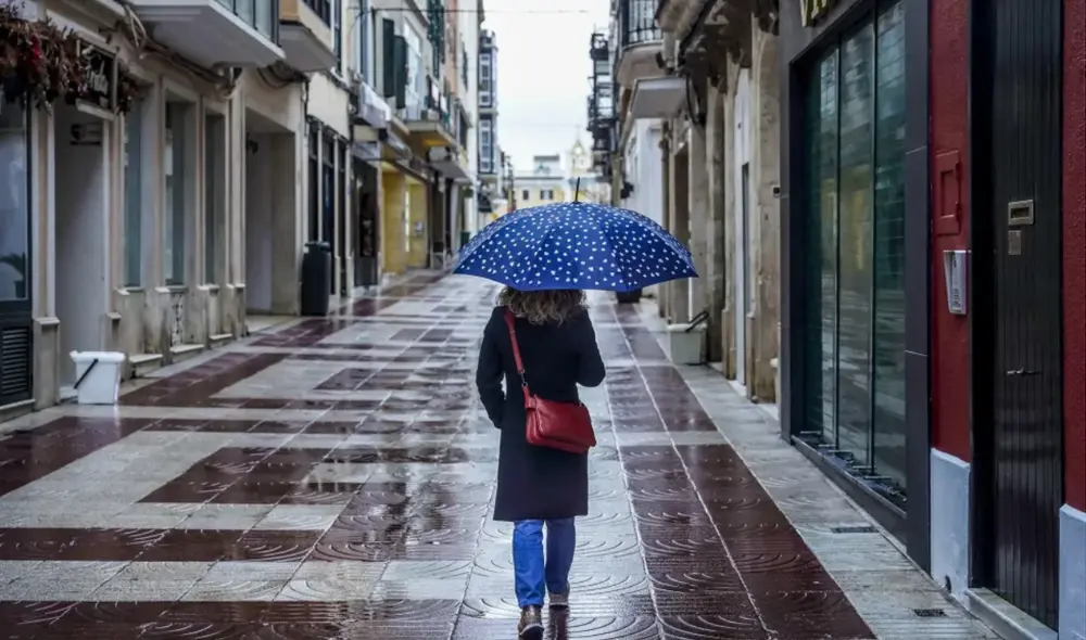 España estará bajo la influencia de una DANA, generando inestabilidad atmosférica y tormentas en gran parte de la Península, afectando especialmente al noroeste y centro. Foto: EFE