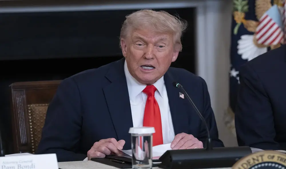 Nueva medida de Donald Trump afecta a 7 bases militares de EEUU. Nueva medida de Donald Trump afecta a 7 bases militares de EEUU.