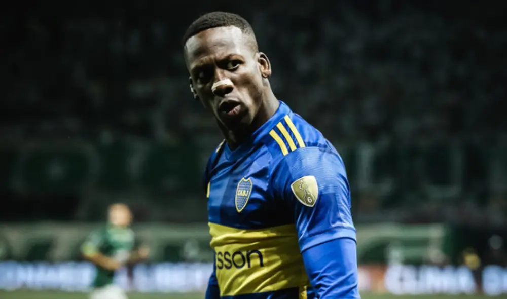 Luis Advíncula regresa a Boca tras participación con Perú. Foto: AFP