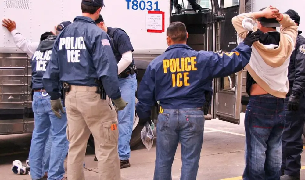 Redadas migratorias en Texas generan temor e impacto local; alcaldes exigen coordinación.