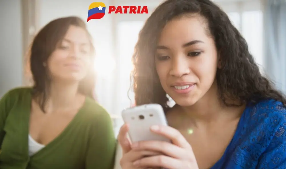 La mayoría de bonos de la patria se entregan por la plataforma del mismo nombre. Foto: composiciónLR/Freepik/Patria