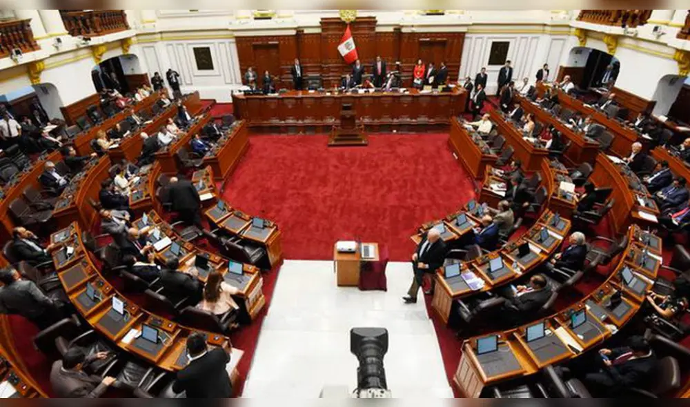 Congreso aprobó ley de impunidad para militares y policías y la restitución de la inmunidad parlamentaria. Foto: Congreso Congreso aprobó ley de impunidad para militares y policías y la restitución de la inmunidad parlamentaria. Foto: Congreso