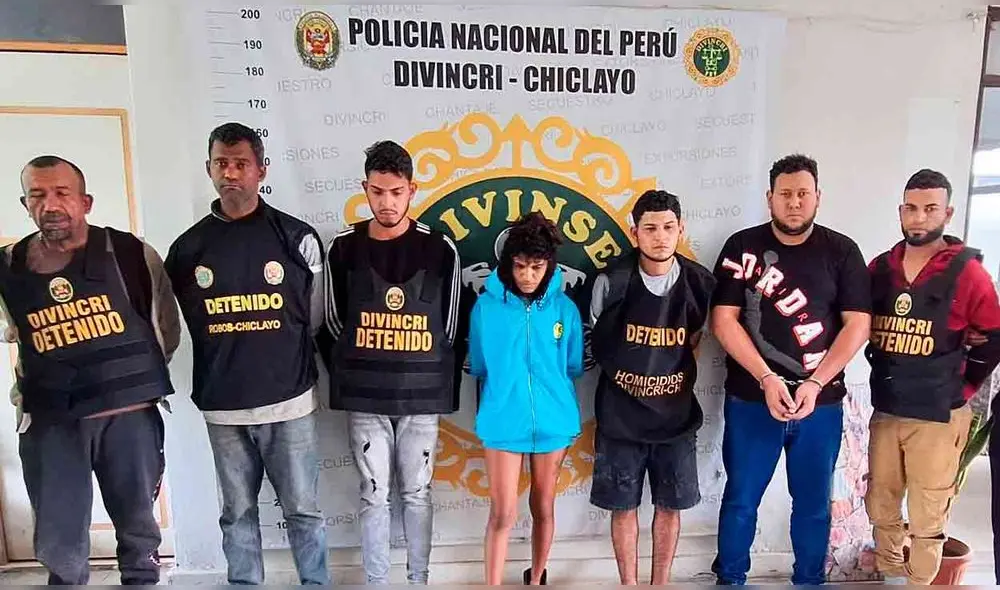 Los detenidos, que serían miembros de la facción del 'Tren de Aragua', estarían implicados en los delitos de secuestro, tráfico ilícito de drogas, extorsión y otros. Foto: PNP