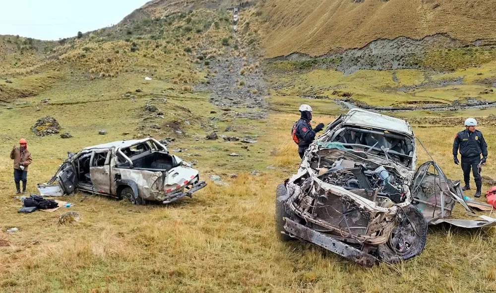 Policía investiga las posibles causas del fatal accidente. Policía investiga las posibles causas del fatal accidente.