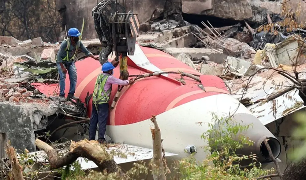 La tragedia del vuelo AI171 de Air India, causó la muerte de las 241 personas a bordo, con excepción de un único superviviente el pasado 12 de junio. Foto: EFE
