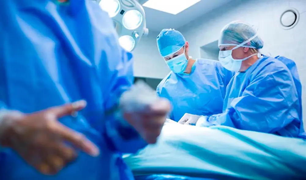 Investigadores españoles confirman que la prueba de sangre oculta en heces y la colonoscopia tienen la misma eficacia en la detección del cáncer de colon, lo que podría cambiar los métodos de cribado en el sistema de salud. Foto: Freepik