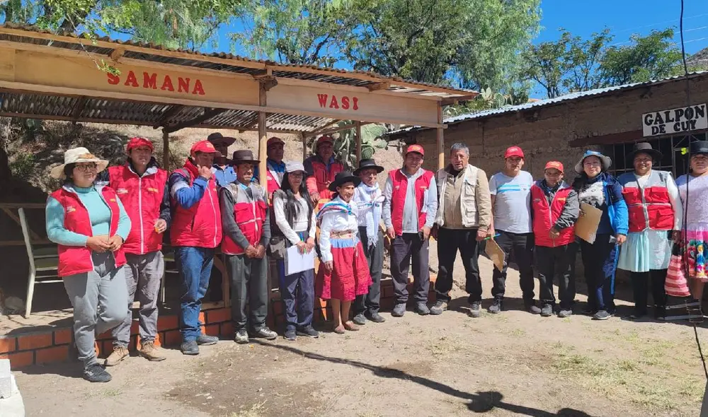 Con 21 tecnologías productivas, se implementaron sistemas de riego y proyectos de emprendimientos. Con 21 tecnologías productivas, se implementaron sistemas de riego y proyectos de emprendimientos.