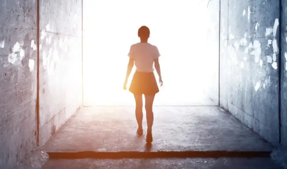 Soñar con personas fallecidas suelen generar interrogantes sobre su posible significado