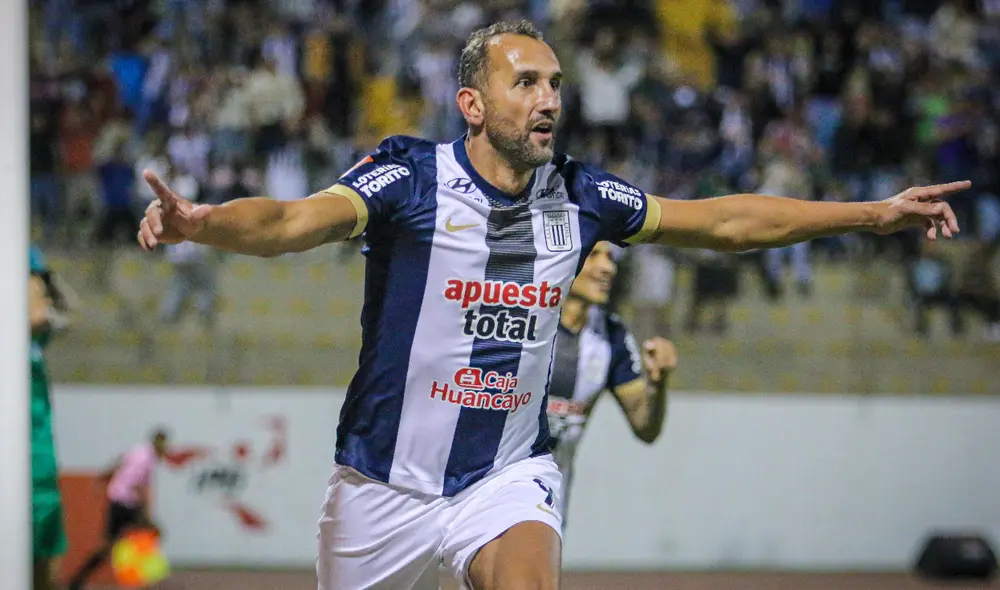 Hernán Barcos le dio el triunfo a Alianza Lima.