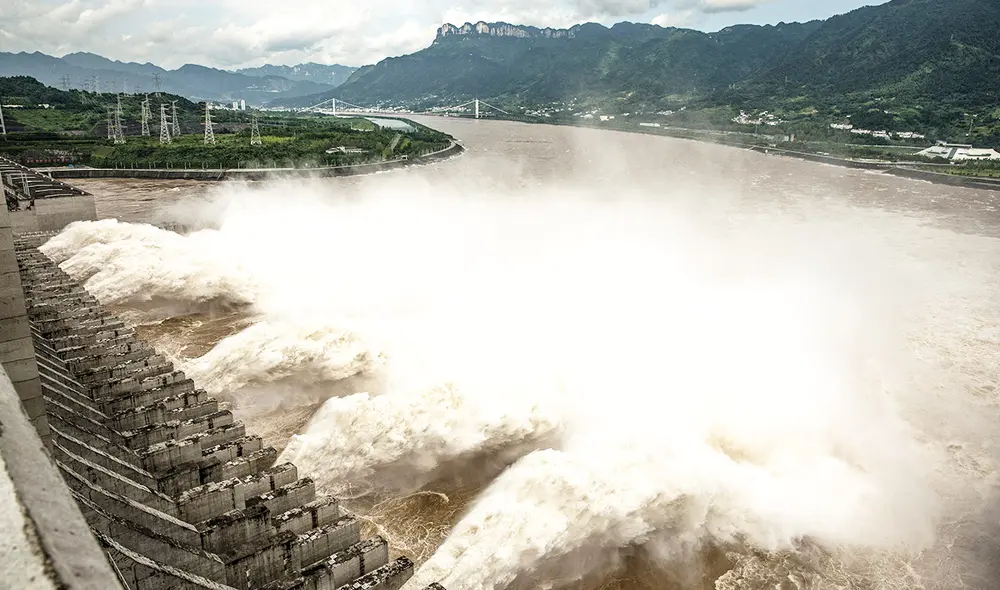 La Presa de las Tres Gargantas en China ha alterado el eje terrestre y alargado los días en 0,06 microsegundos, según la NASA. Foto: AFP La Presa de las Tres Gargantas en China ha alterado el eje terrestre y alargado los días en 0,06 microsegundos, según la NASA. Foto: AFP