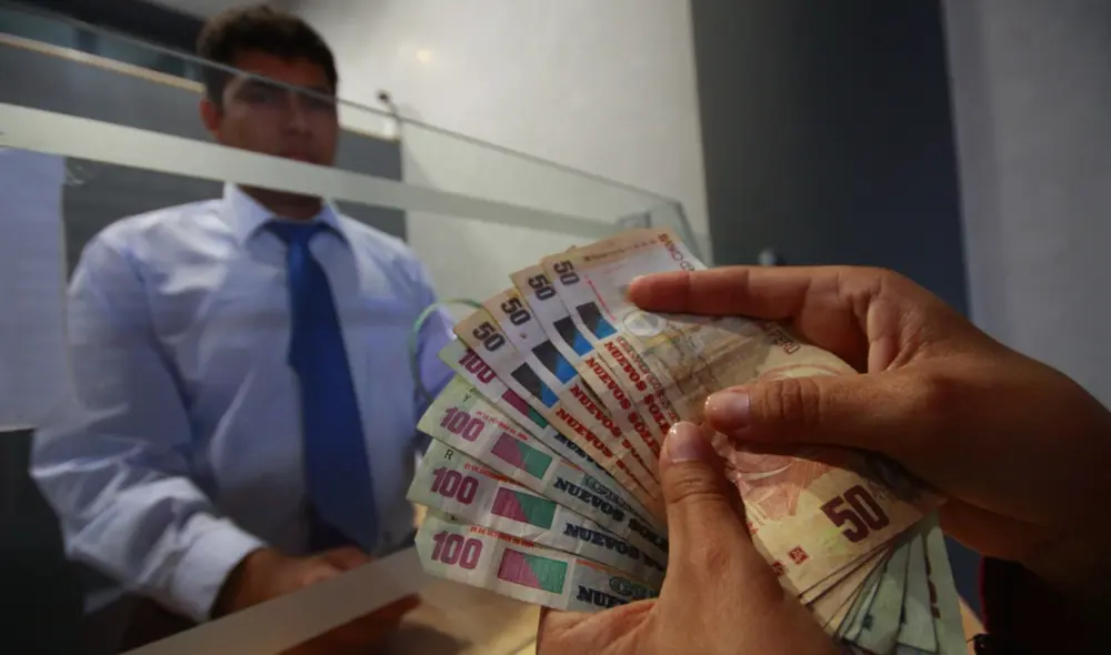 El aguinaldo es un beneficio económico de S/300 que se deposita por Fiestas Patrias y Navidad. Foto:  La República