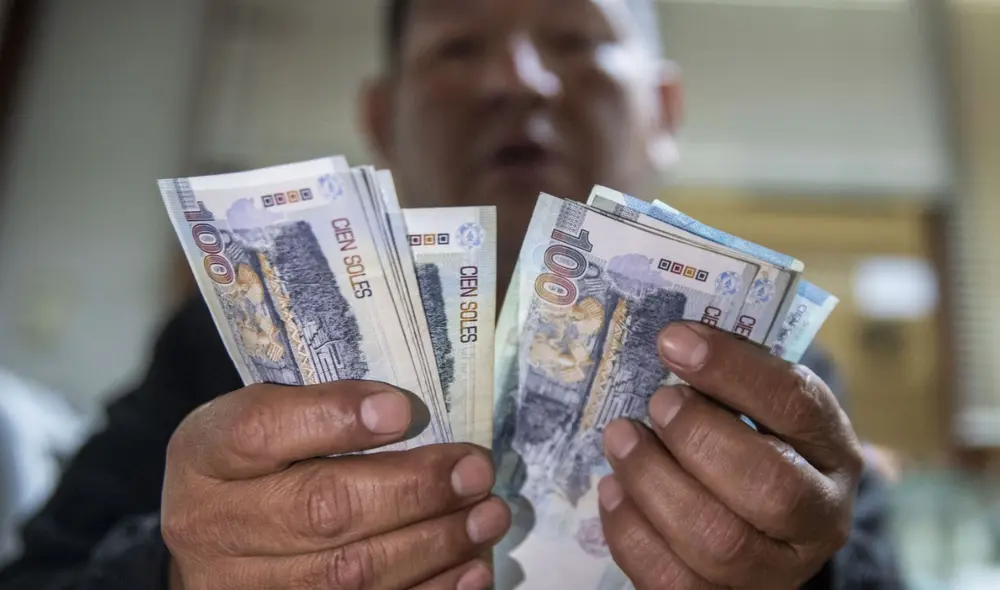 Calcula tu gratificación por Fiestas Patrias de julio 2025