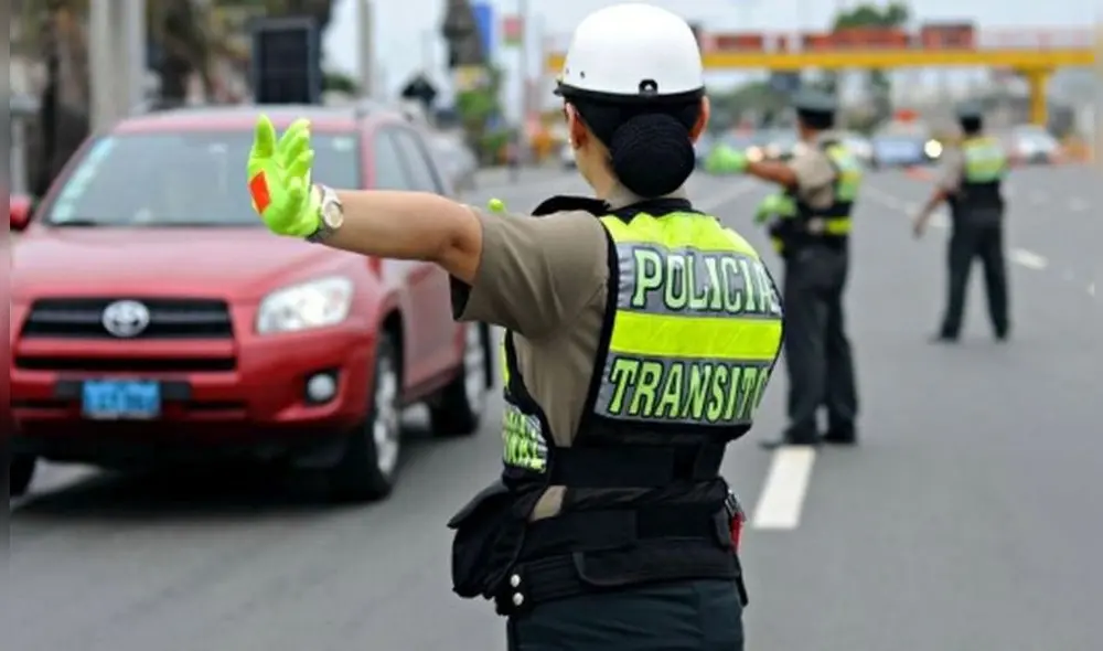 Nueva normal de MTC le brinde mayor poder a la policía de carreteras. Foto: CDN Nueva normal de MTC le brinde mayor poder a la policía de carreteras. Foto: CDN